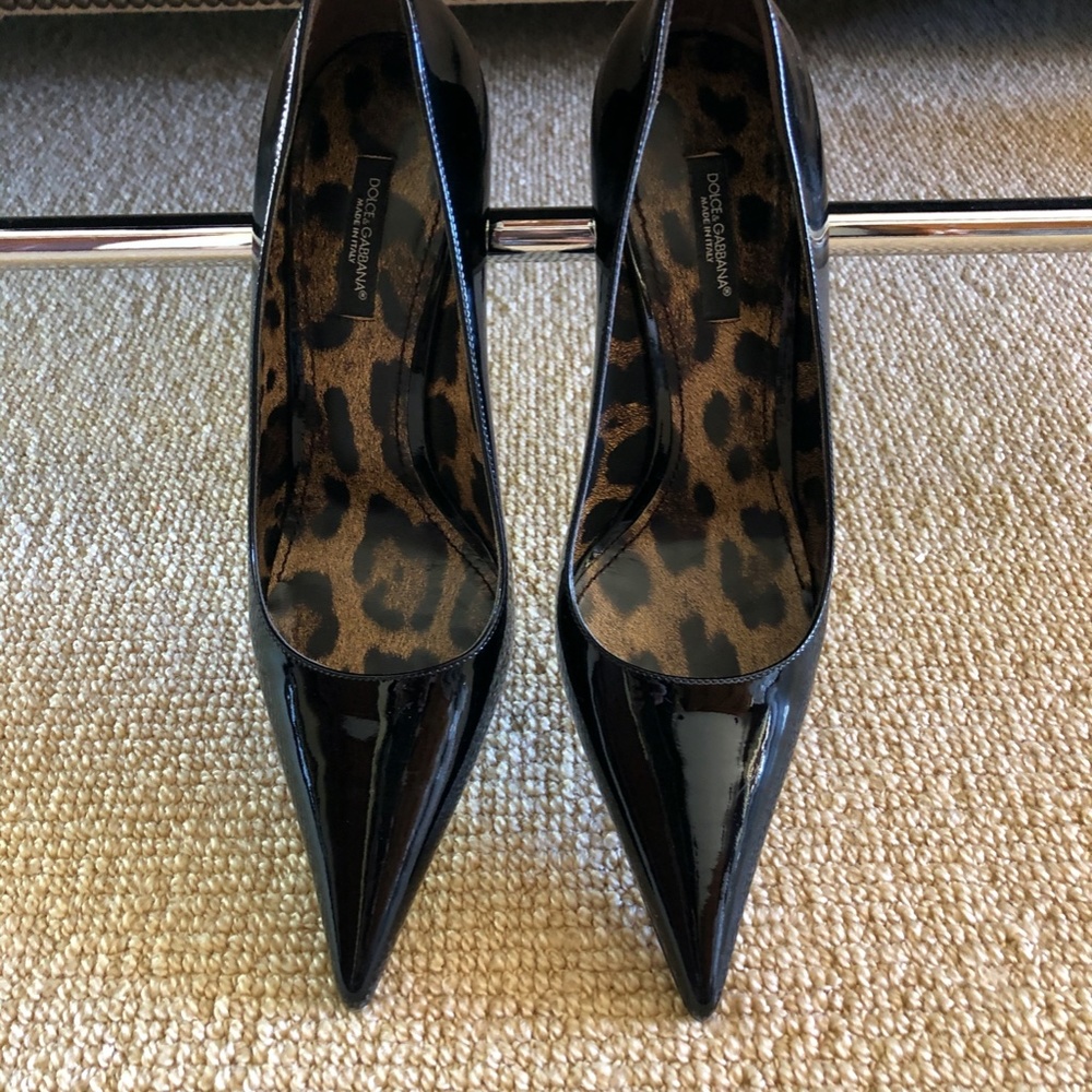 Dolce Gabbana Black faux cheetah fur texture heels